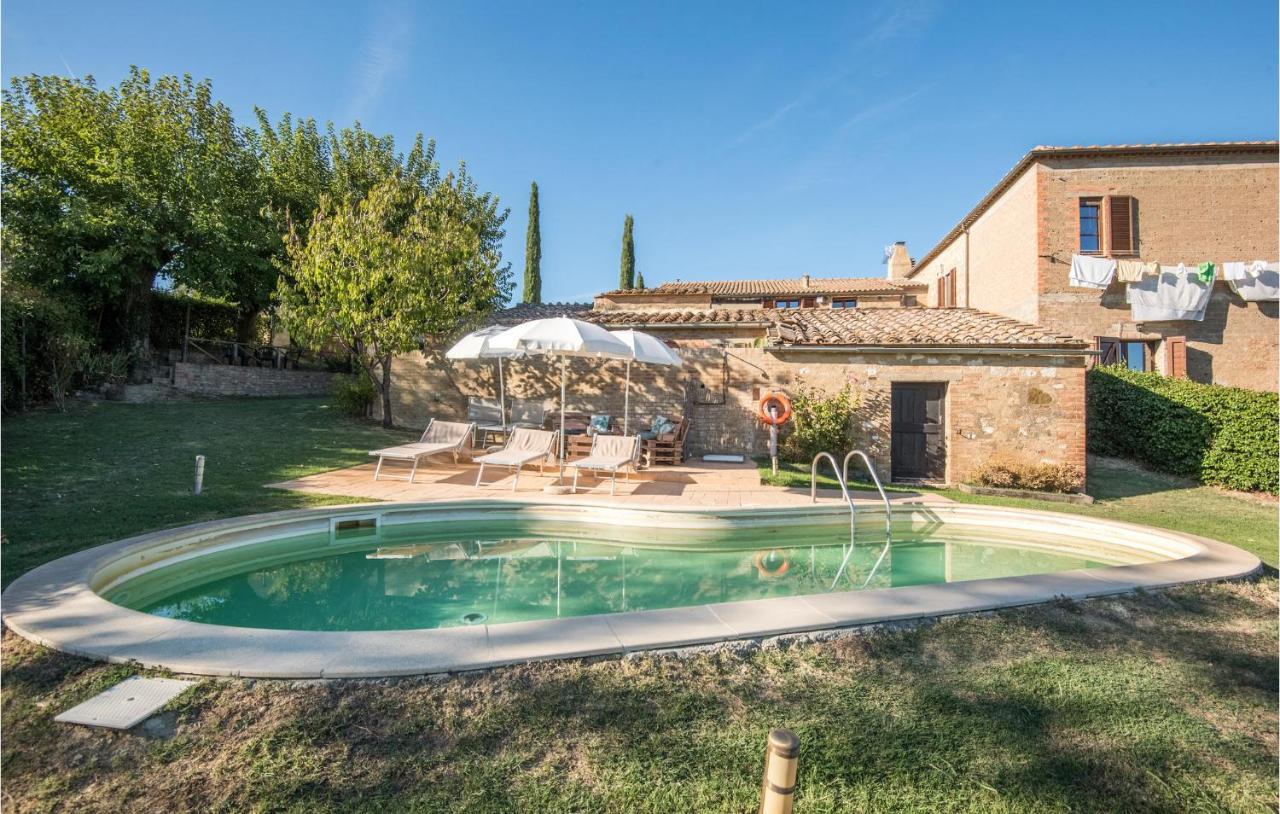 Gorgeous Home In Montalcino With Kitchen Exterior photo