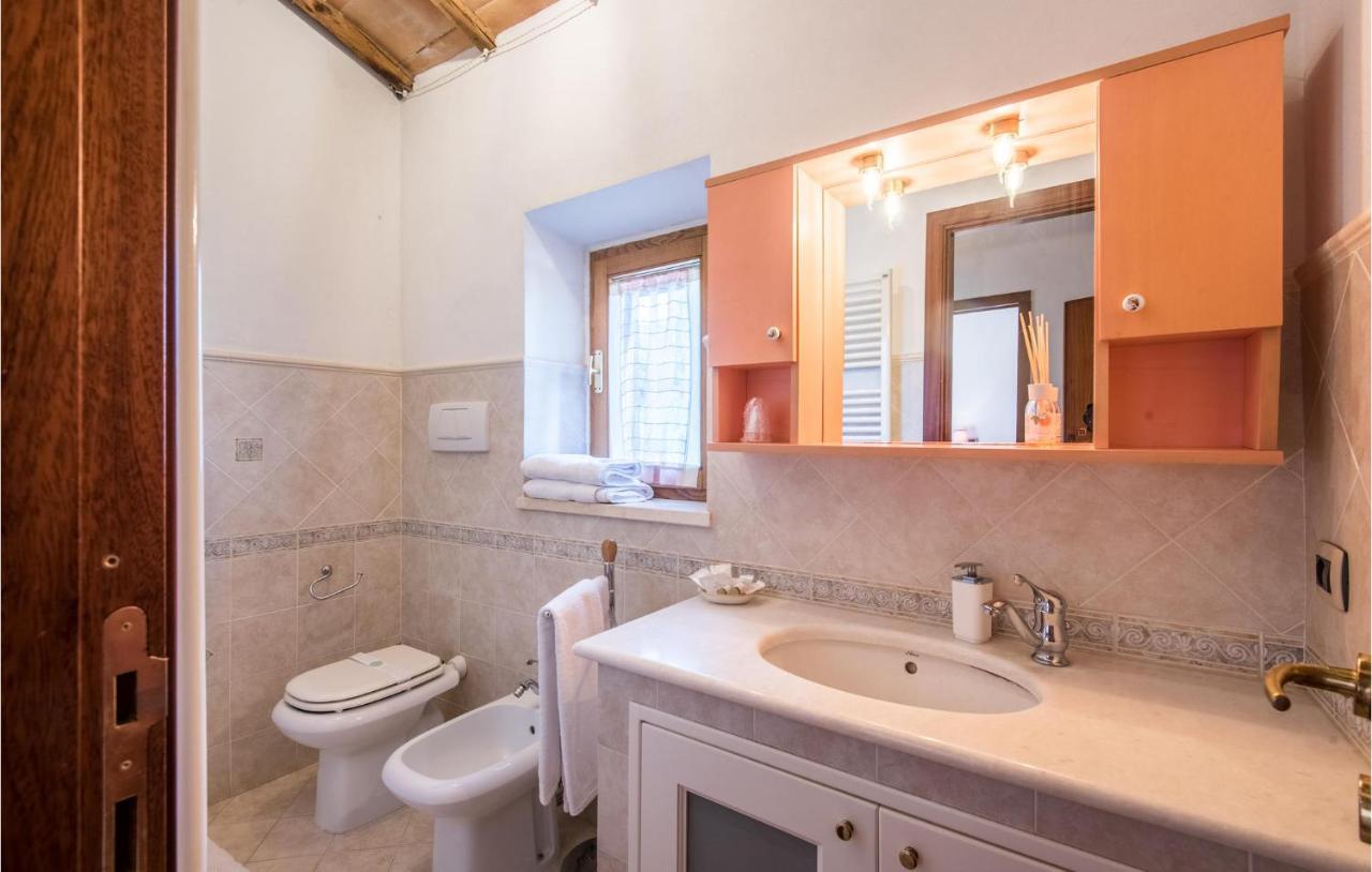 Gorgeous Home In Montalcino With Kitchen Exterior photo